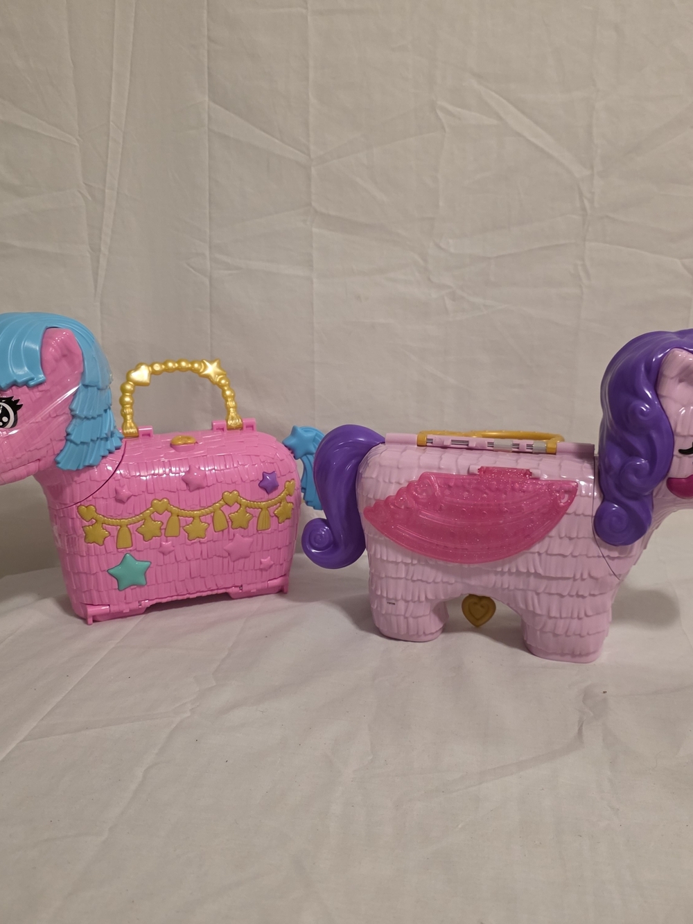 Polly Pocket Lot Of 2 Unicorn Pinatas With 2 Dolls And Accessories As Shown